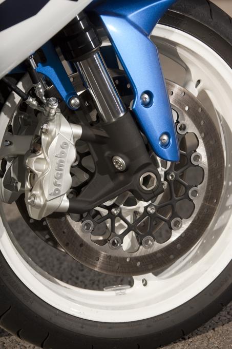 Suzuki GSX-R600 (2011) - теперь с Brembo!